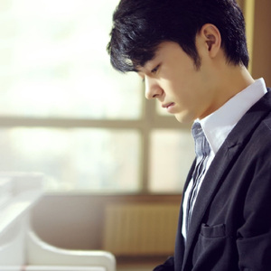 强奸乱论亚洲色图
